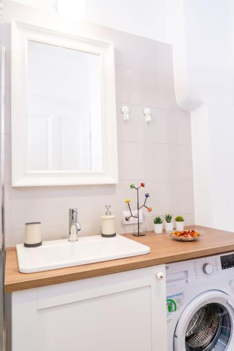 בלגרד Central And Comfy 2Bdr Apartment Near Parliament מראה חיצוני תמונה