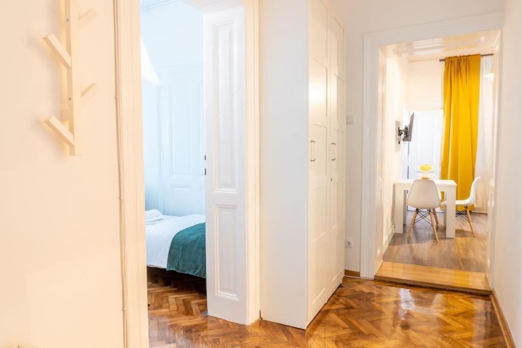 בלגרד Central And Comfy 2Bdr Apartment Near Parliament מראה חיצוני תמונה
